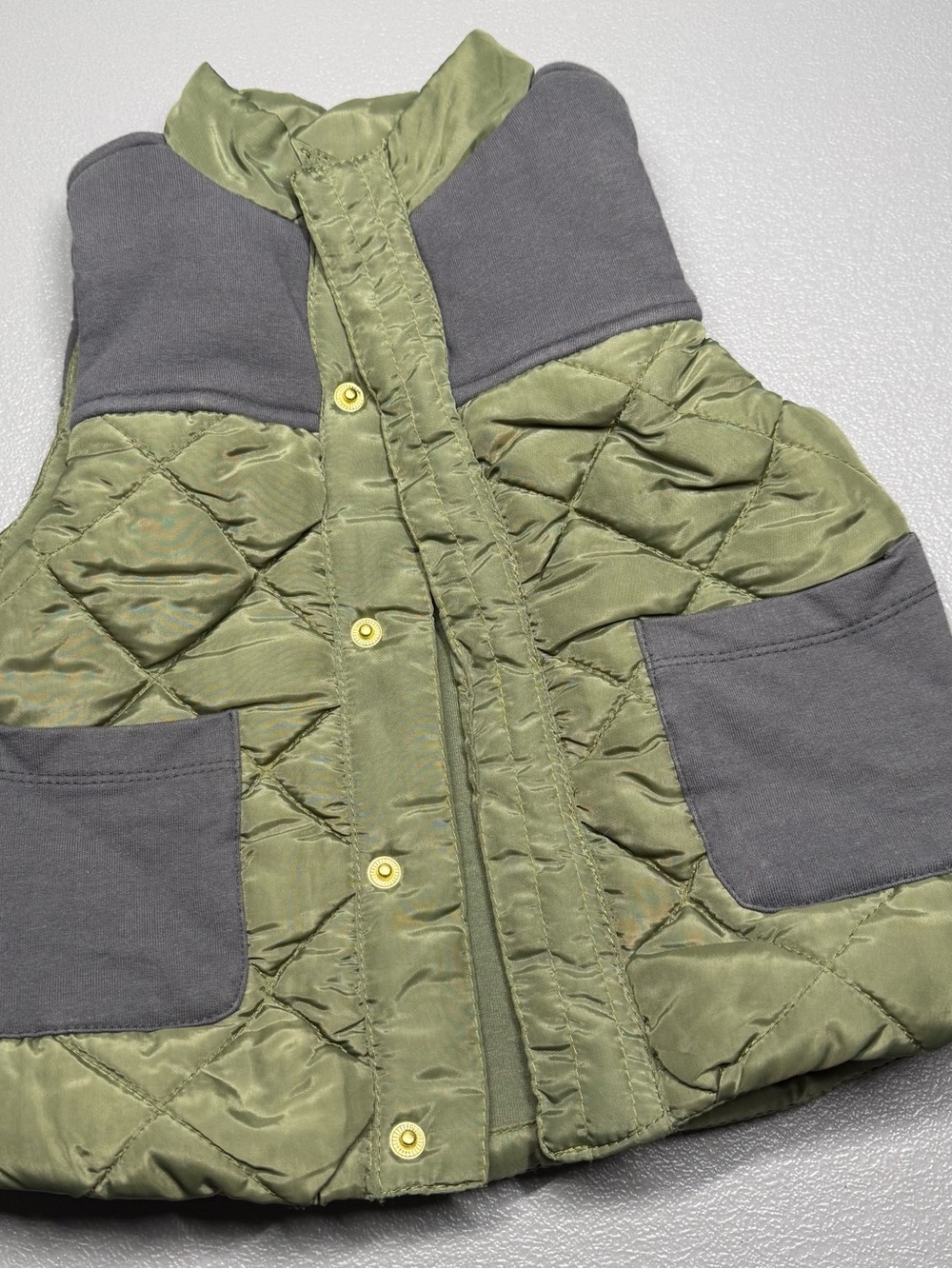 Tommy Bahama Kids Quilted Vest in Olive Green & Charcoal